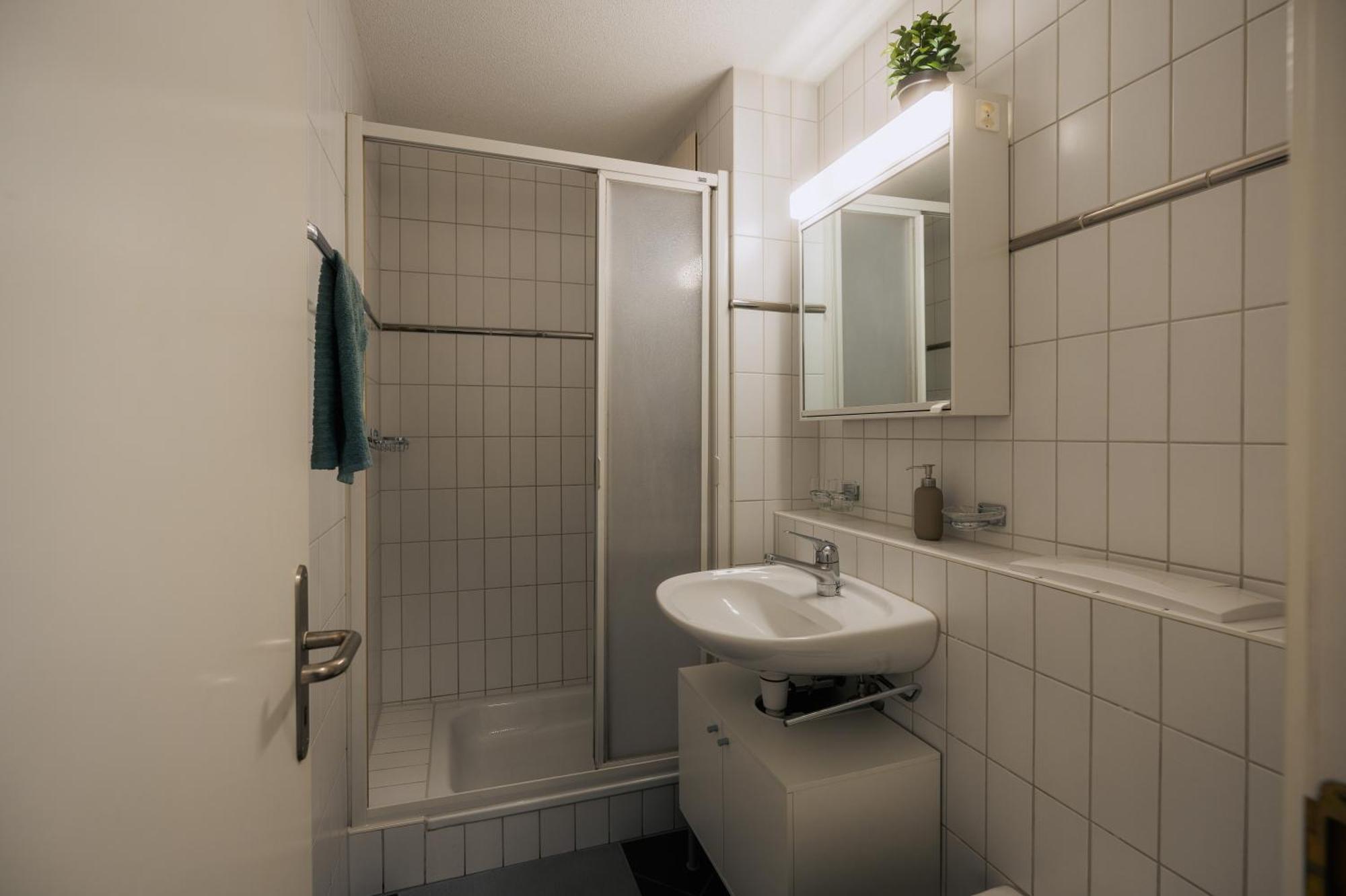 Gemuetliches Studio Im Stadtzentrum Biel Buitenkant foto